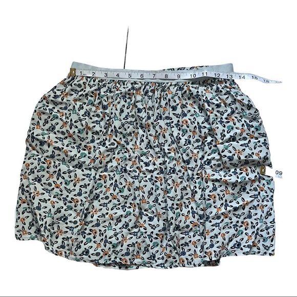 american Vintage mini skirt pleats floral elastic waistband  off white size XS - Picture 10 of 16